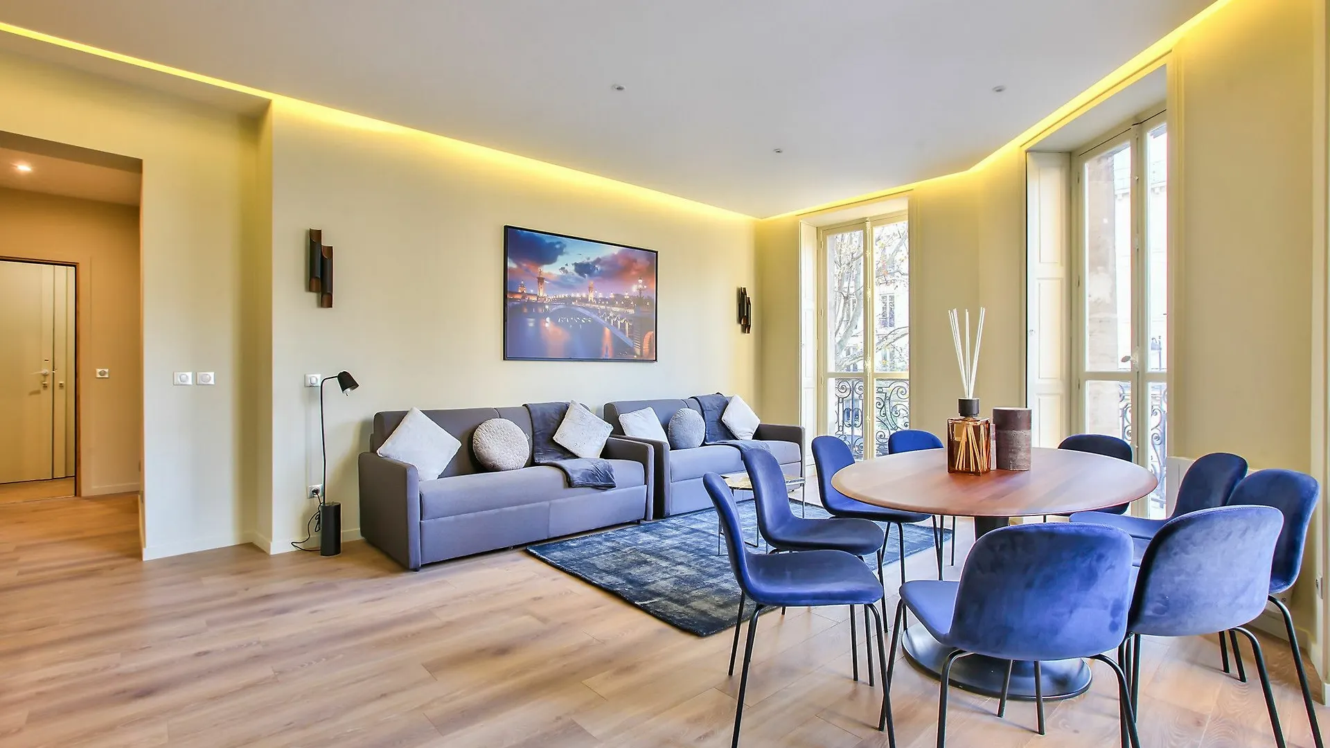 60 - Luxury Parisian Sebastopol 2dg
