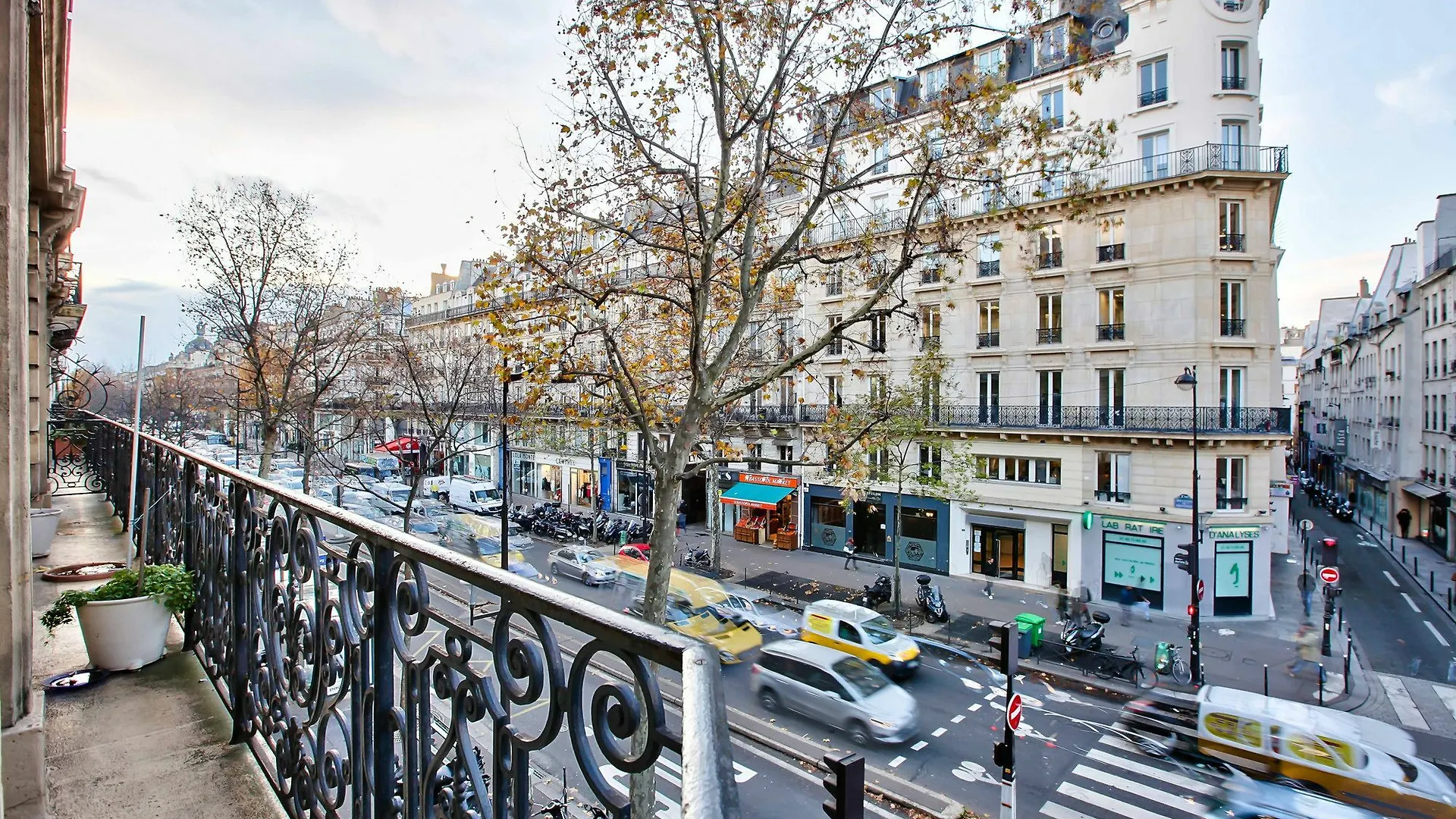 60 - Luxury Parisian Sebastopol 2dg *