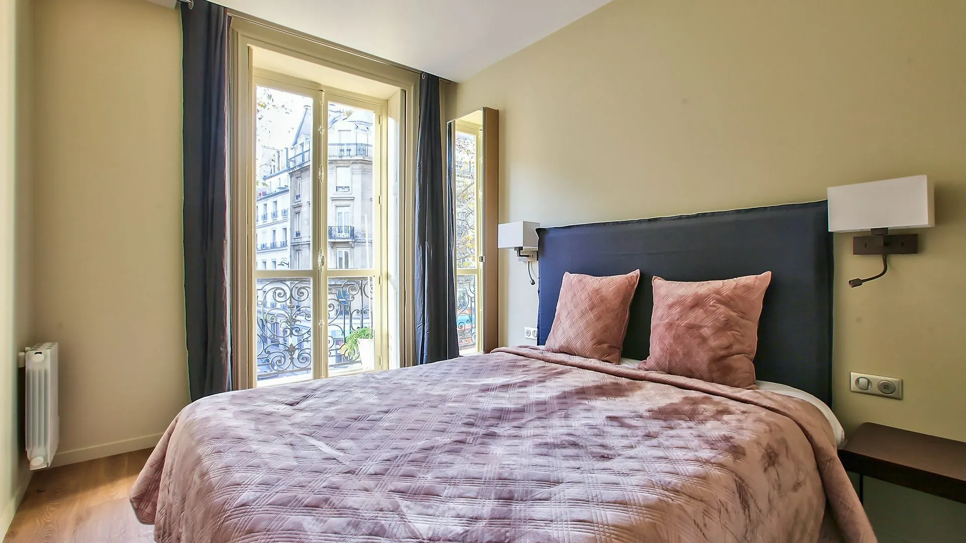 Apartment 60 - Luxury Parisian Sebastopol 2dg *
